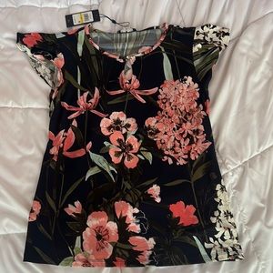 Floral print sleeveless top